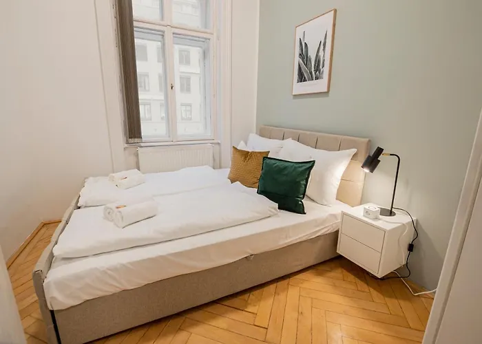 Charming Perfect For 4-6 Tram, Self-checkin * Bécs